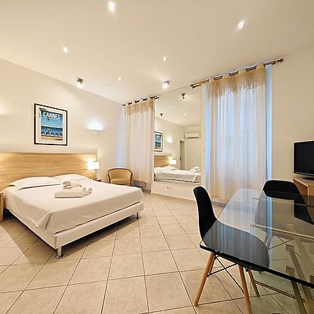 Appartement Viva Riviera 11 Rue Commandant Andre à Cannes Extérieur photo